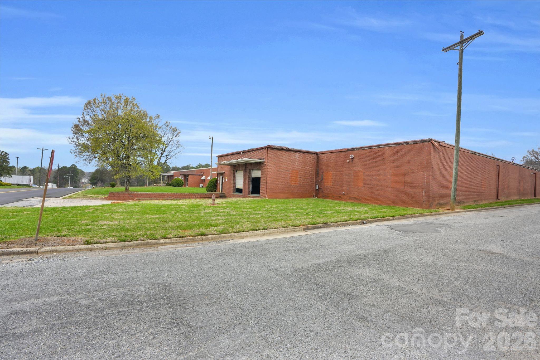 900 W Academy Street Cherryville NC 28021