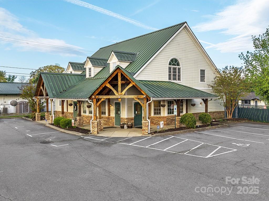 5515 Hendersonville Road Fletcher NC 28732