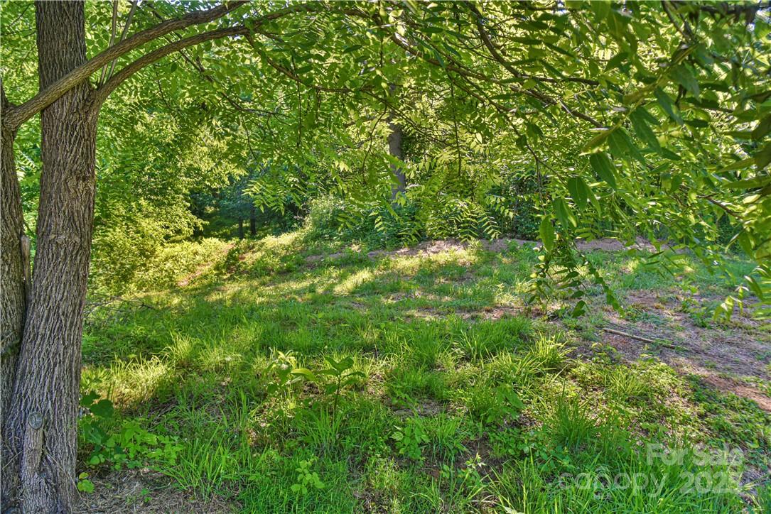 415 Weaverville Road Asheville NC 28804