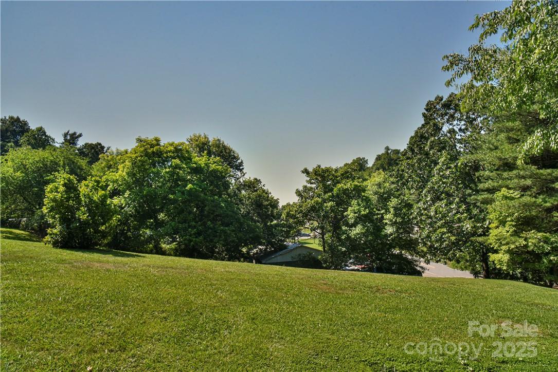 415 Weaverville Road Asheville NC 28804