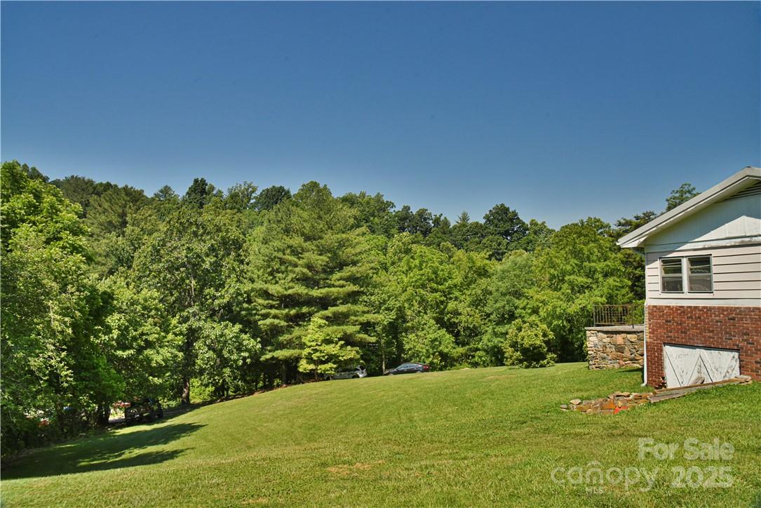 415 Weaverville Road Asheville NC 28804