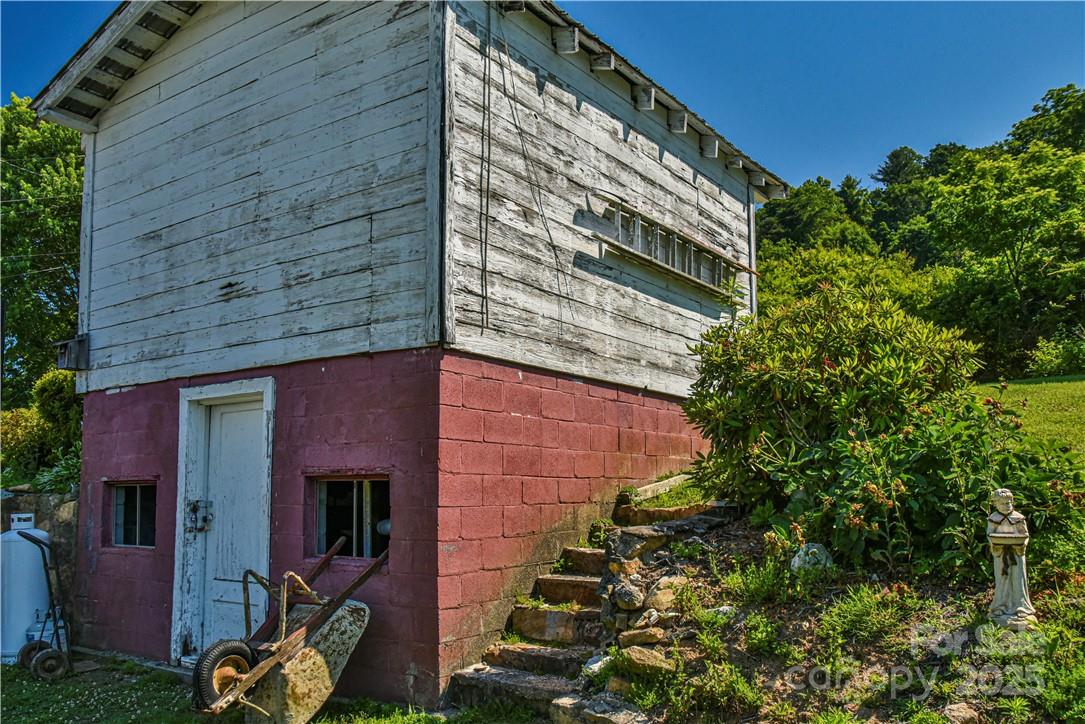 415 Weaverville Road Asheville NC 28804