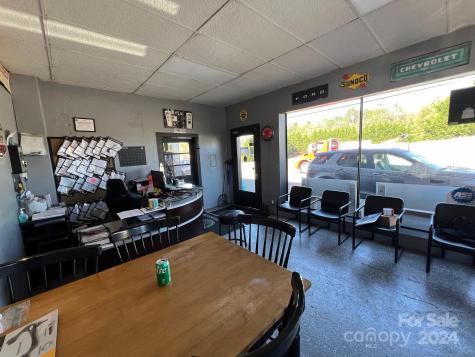 2140 Us 70 Highway Connelly Springs NC 28612