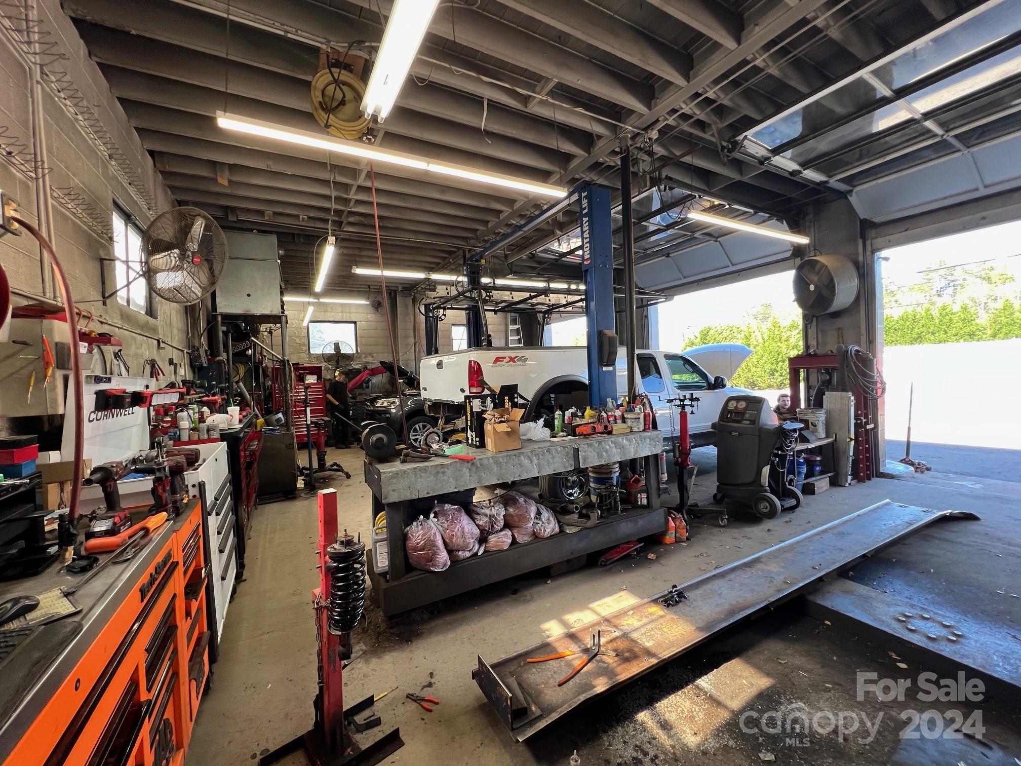 2140 Us 70 Highway Connelly Springs NC 28612