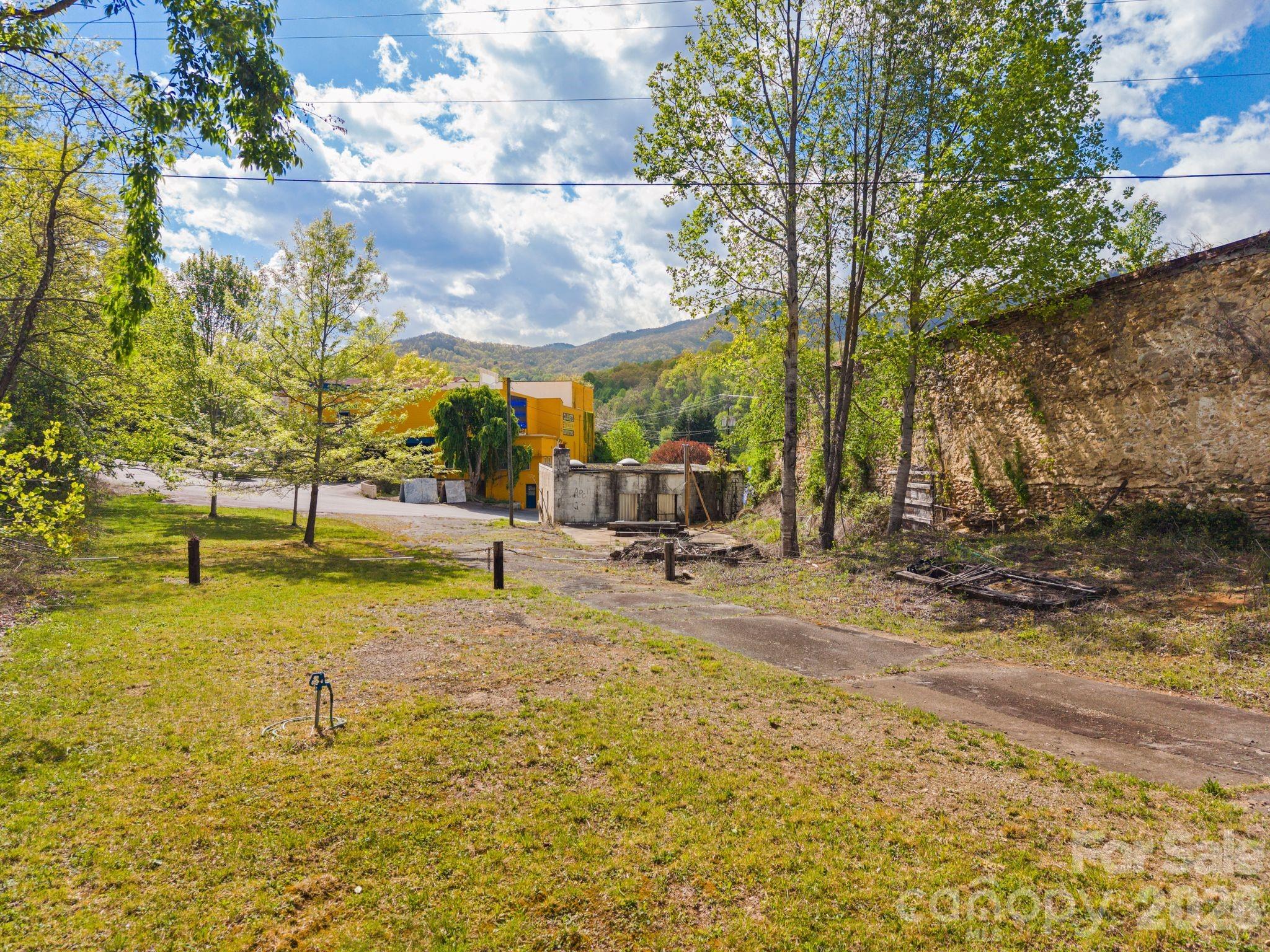 23 Providence Place Waynesville NC 28786