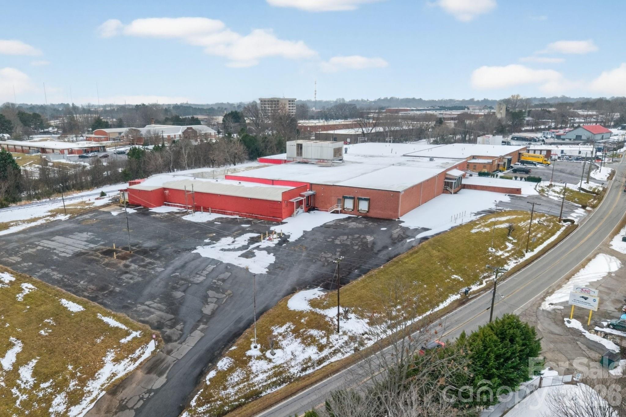2146 Highland Avenue NE Hickory NC 28601