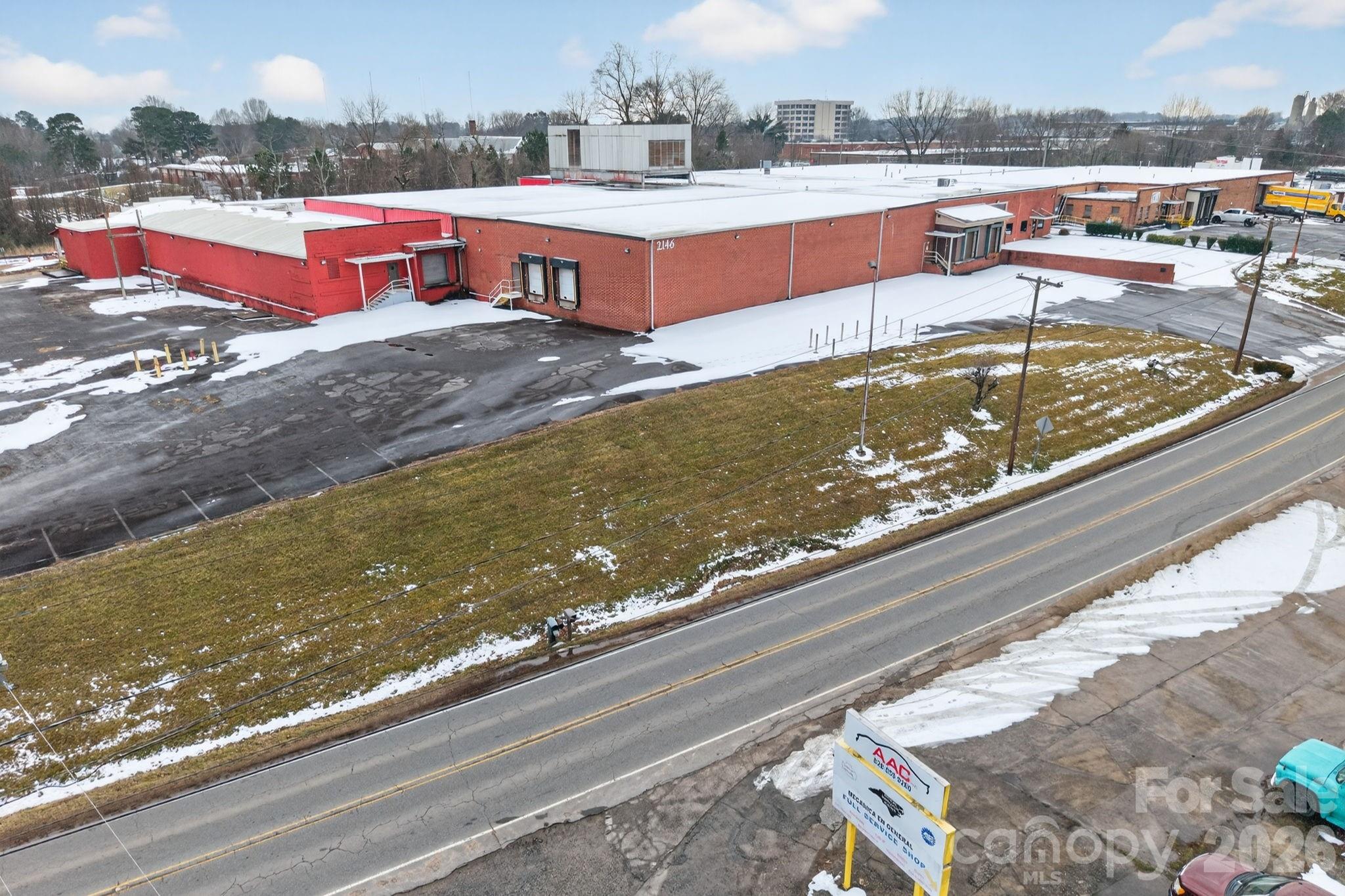 2146 Highland Avenue NE Hickory NC 28601