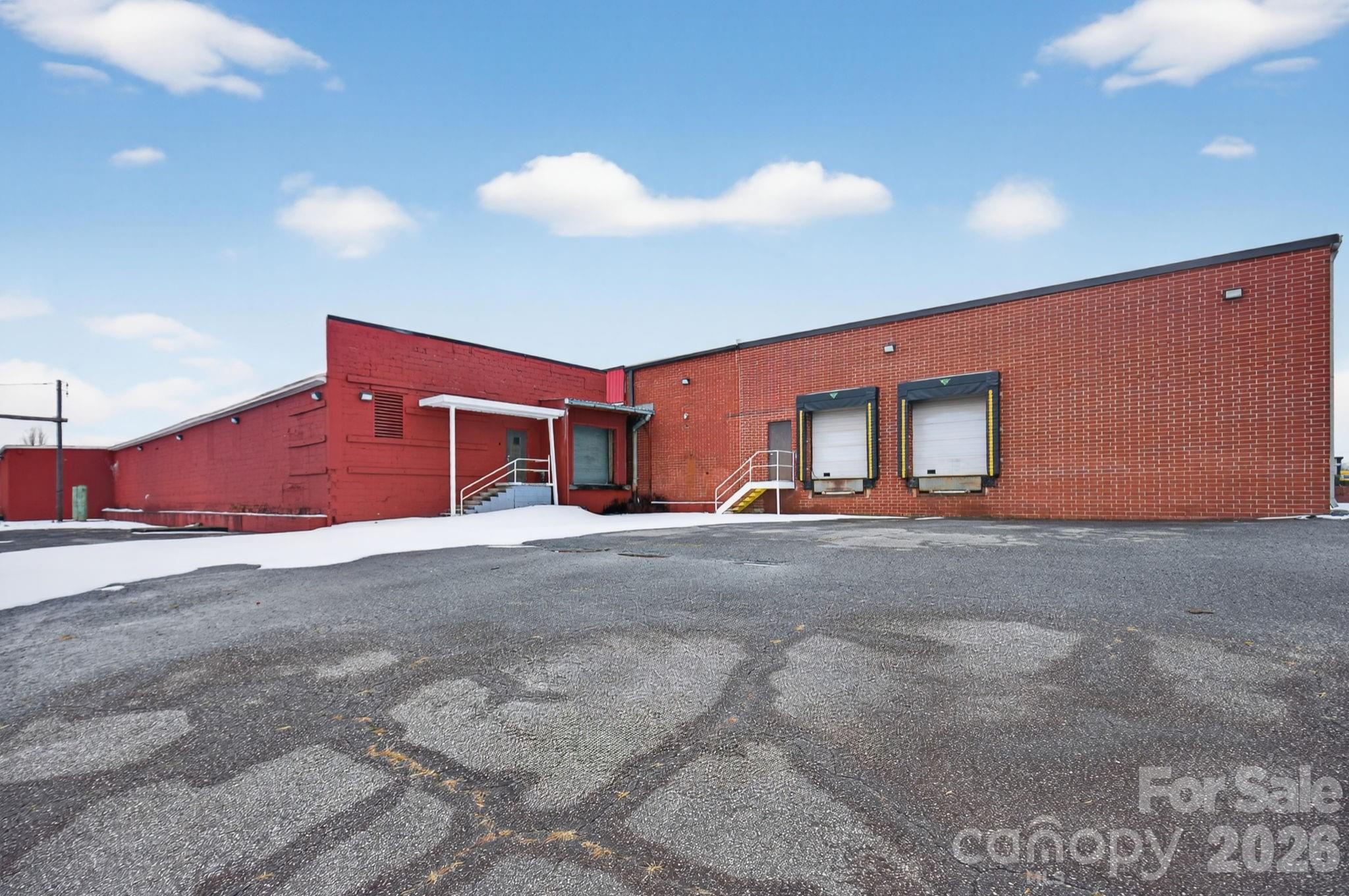 2146 Highland Avenue NE Hickory NC 28601