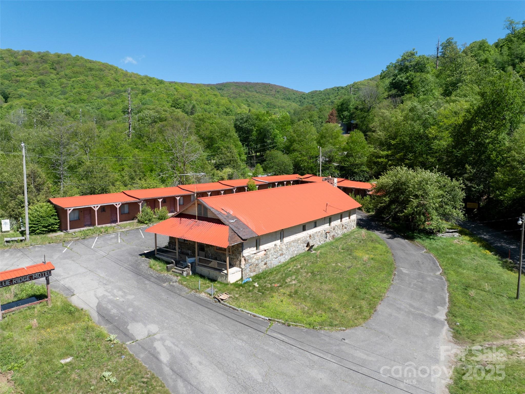 11242 Us 19 Highway Maggie Valley NC 28751