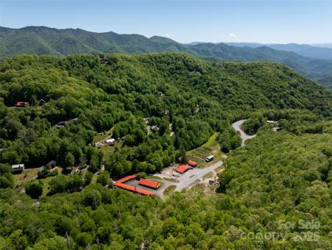 11242 Us 19 Highway Maggie Valley NC 28751