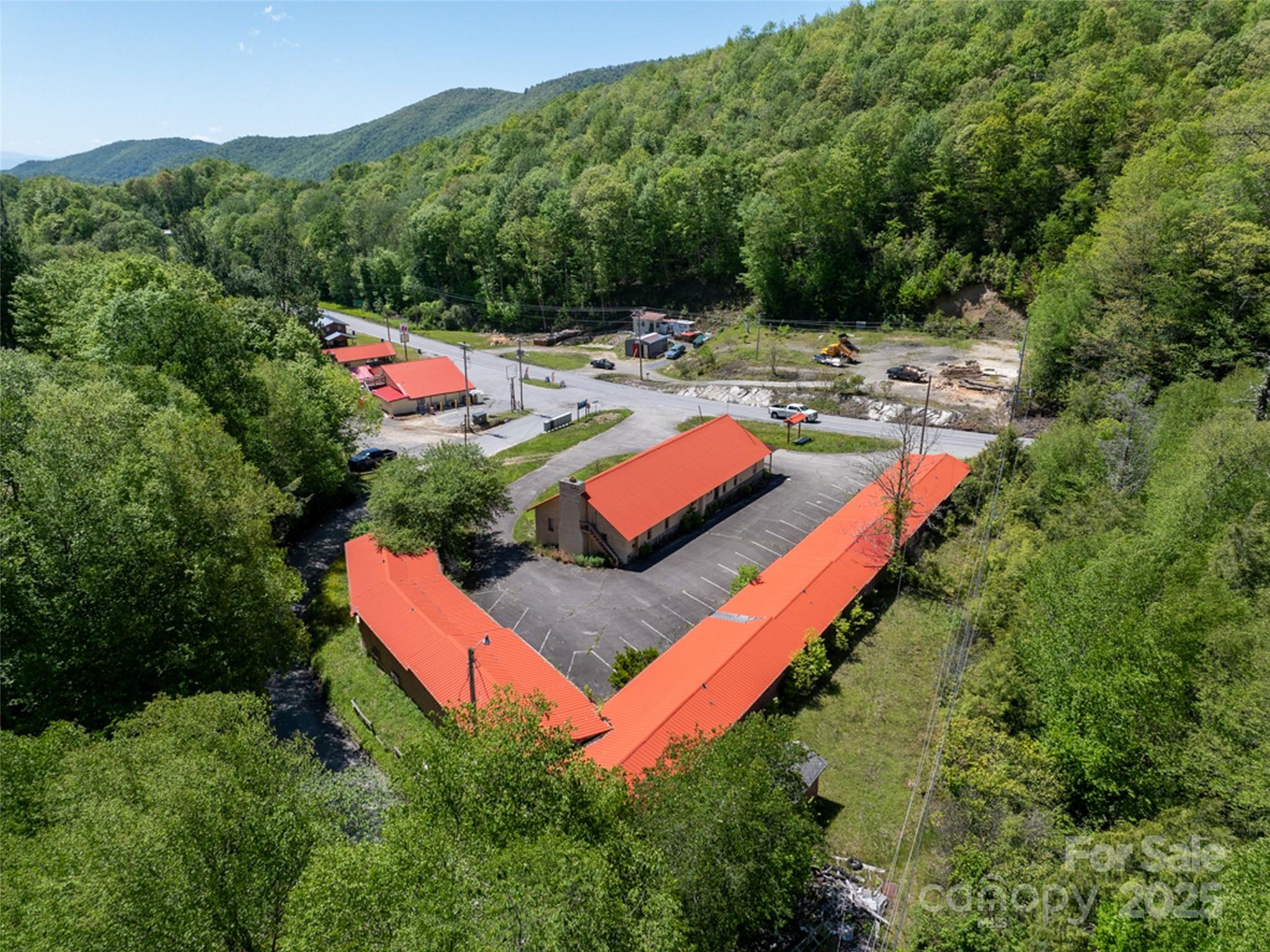 11242 Us 19 Highway Maggie Valley NC 28751