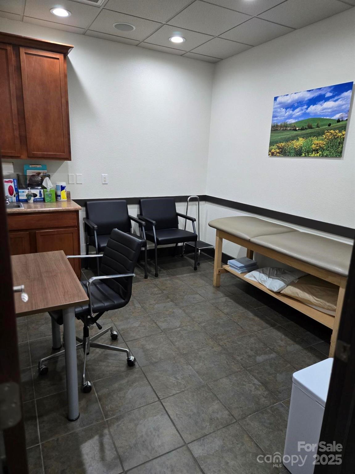 317 N King Street Hendersonville NC 28792