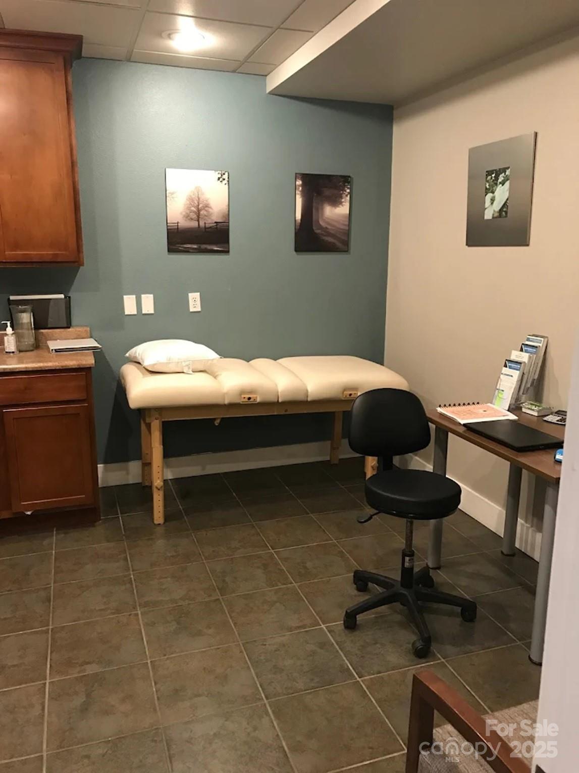 317 N King Street Hendersonville NC 28792
