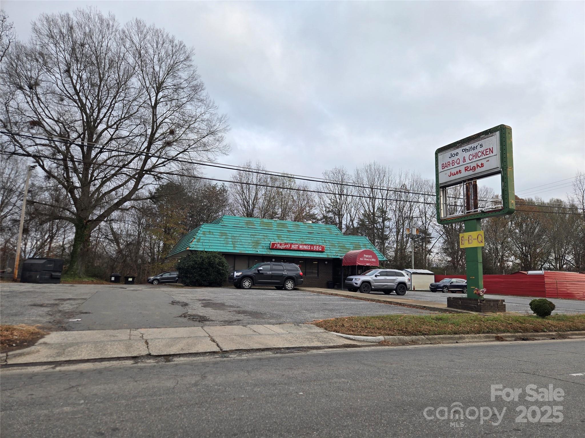1023 Shelton Avenue Statesville NC 28677