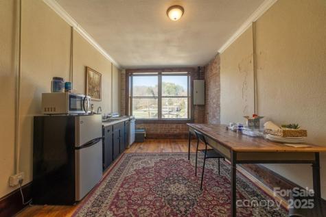 562 W Main Street Sylva NC 28779