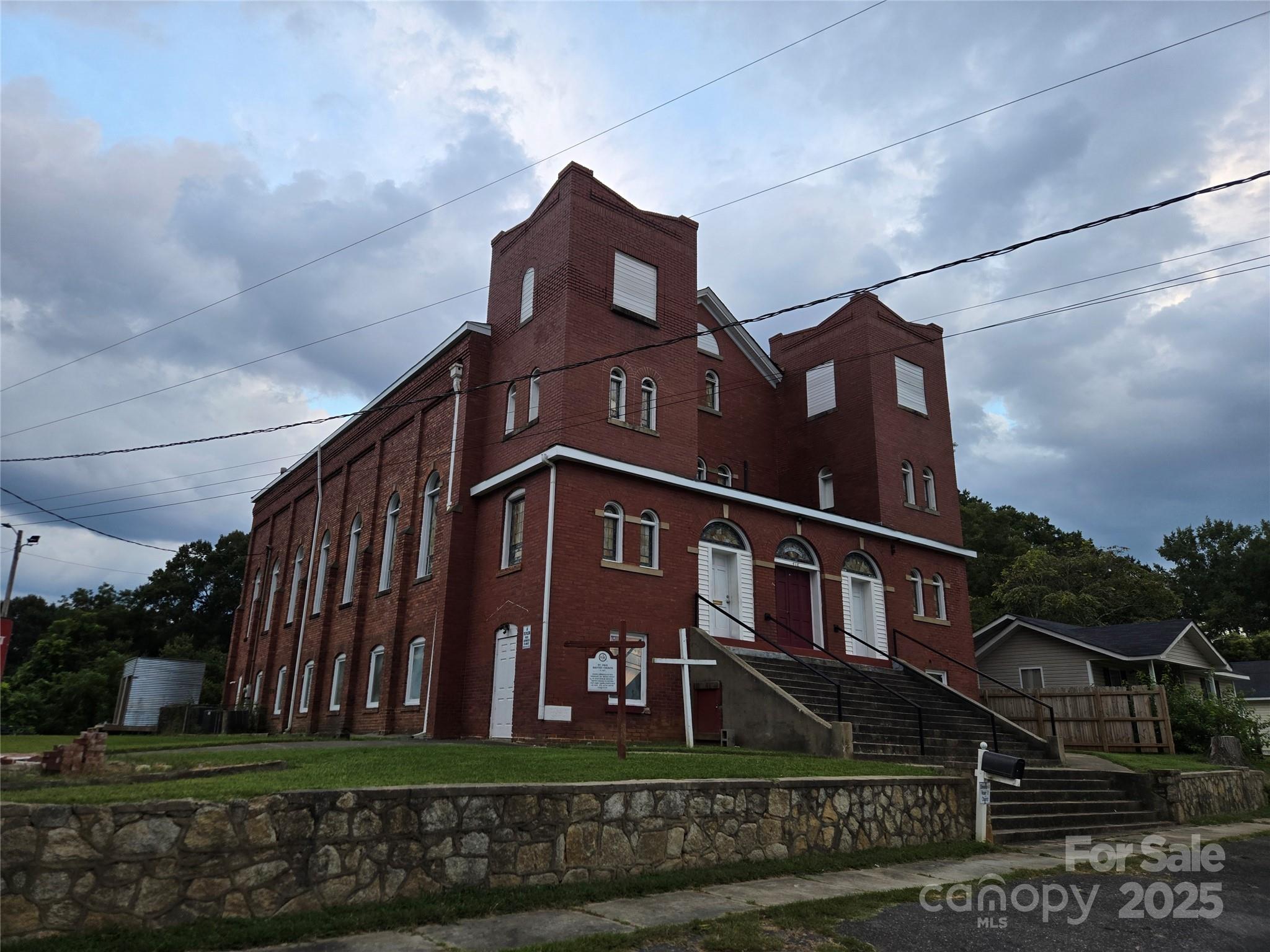 418 N Oakland Street Gastonia NC 28052