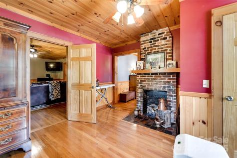 3074/3050 Old Cullowhee Road Cullowhee NC 28723