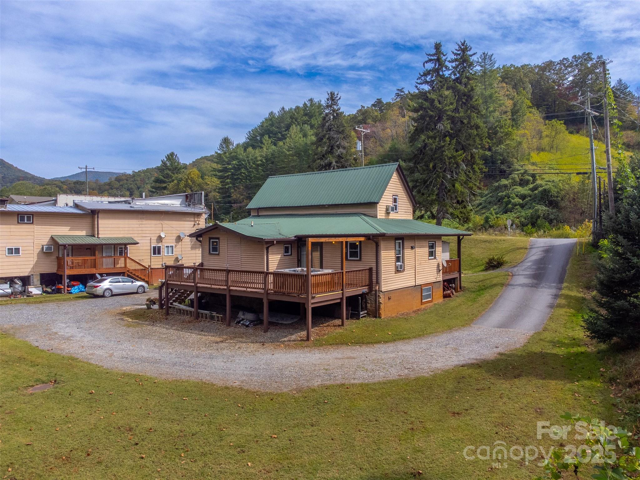3074/3050 Old Cullowhee Road Cullowhee NC 28723