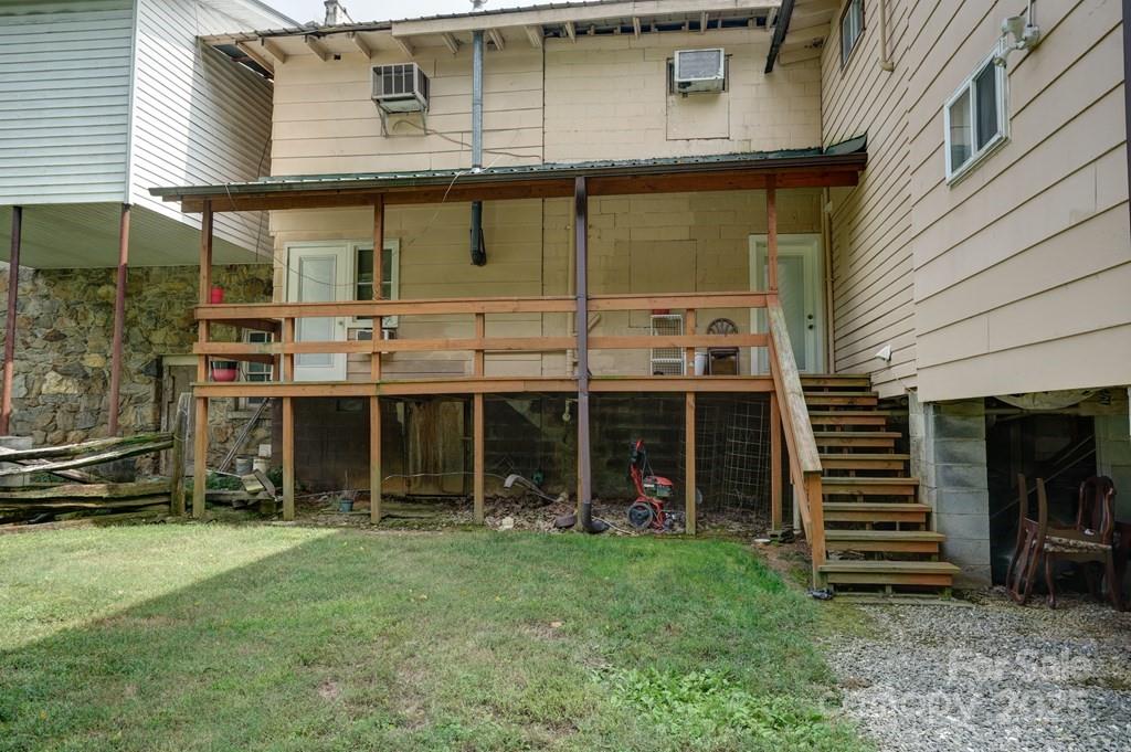 3074/3050 Old Cullowhee Road Cullowhee NC 28723