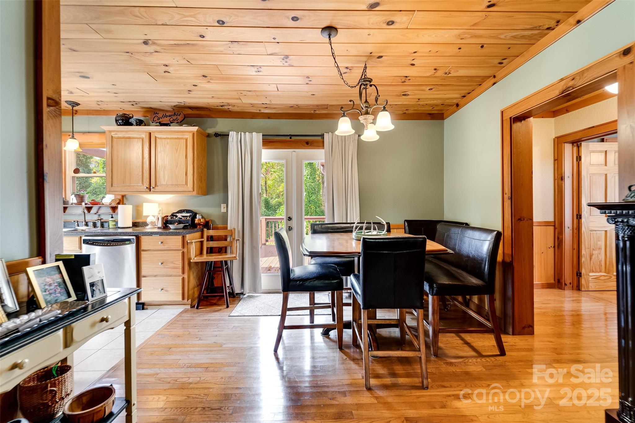 3074/3050 Old Cullowhee Road Cullowhee NC 28723