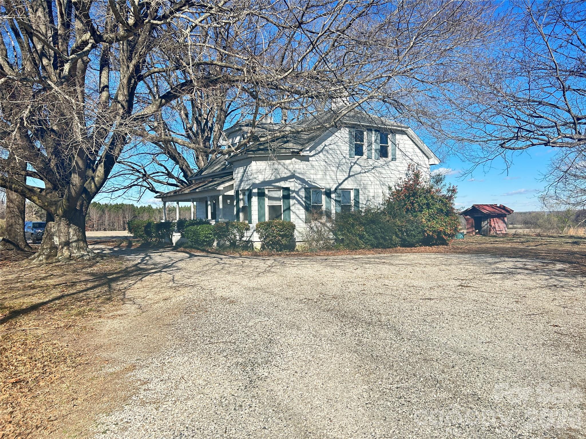 1746 N Post Road Shelby NC 28150