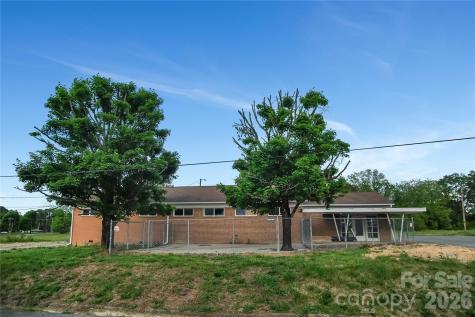 318 Laurel Avenue Grover NC 28073