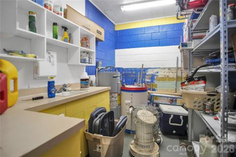 318 Laurel Avenue Grover NC 28073