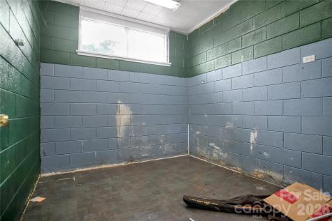 318 Laurel Avenue Grover NC 28073