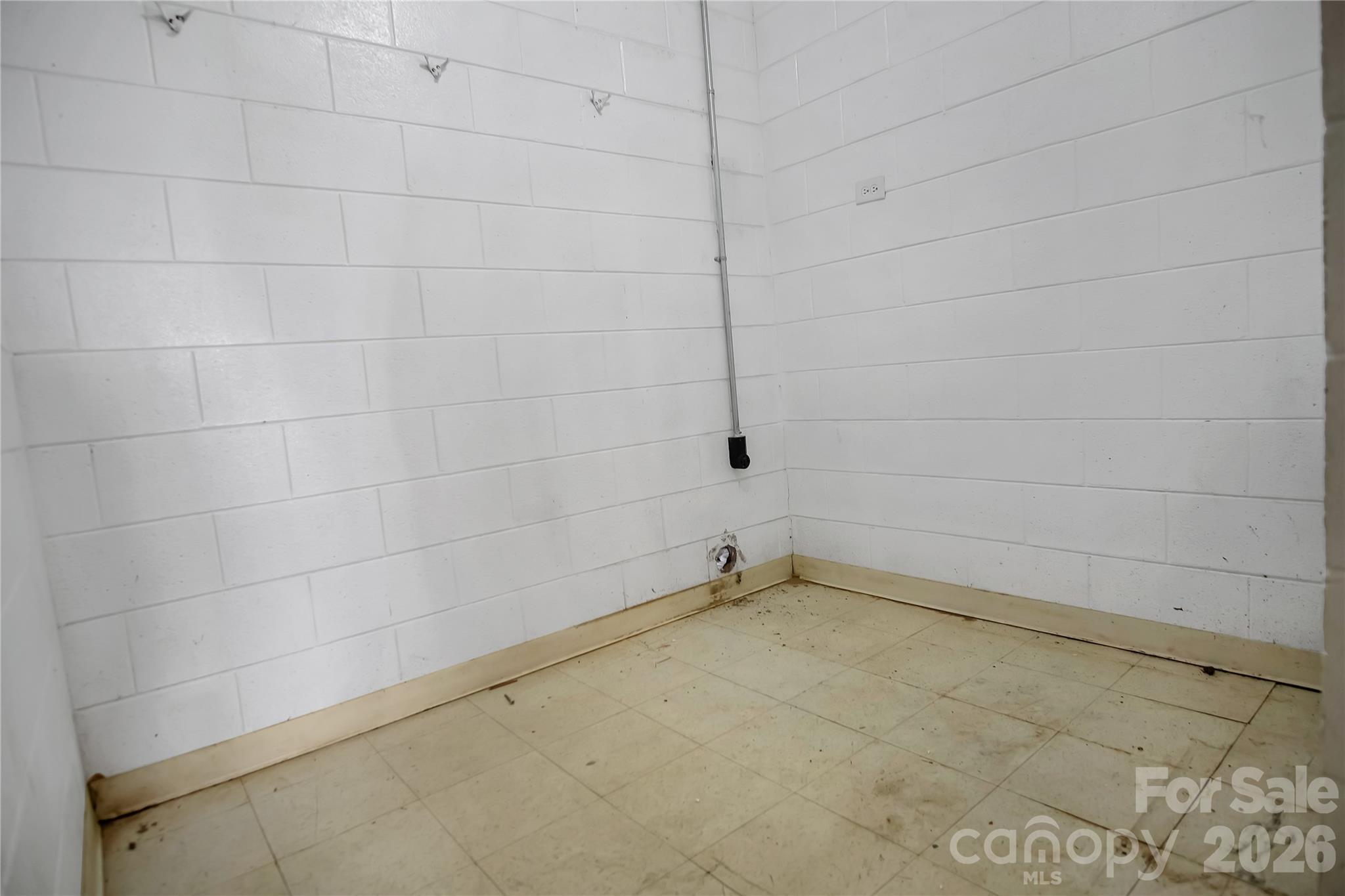 318 Laurel Avenue Grover NC 28073