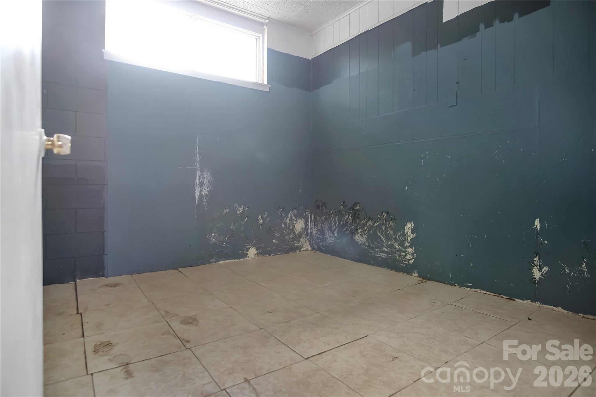 318 Laurel Avenue Grover NC 28073