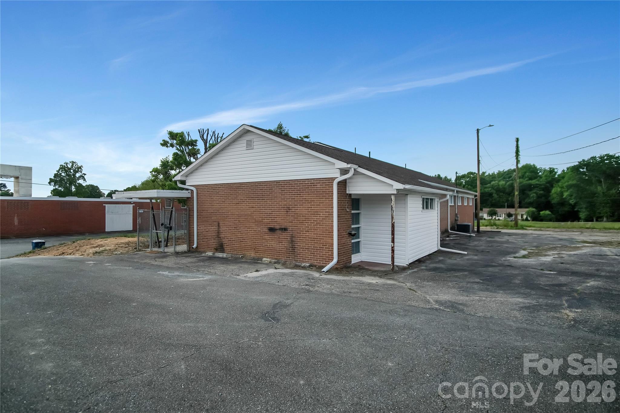 318 Laurel Avenue Grover NC 28073