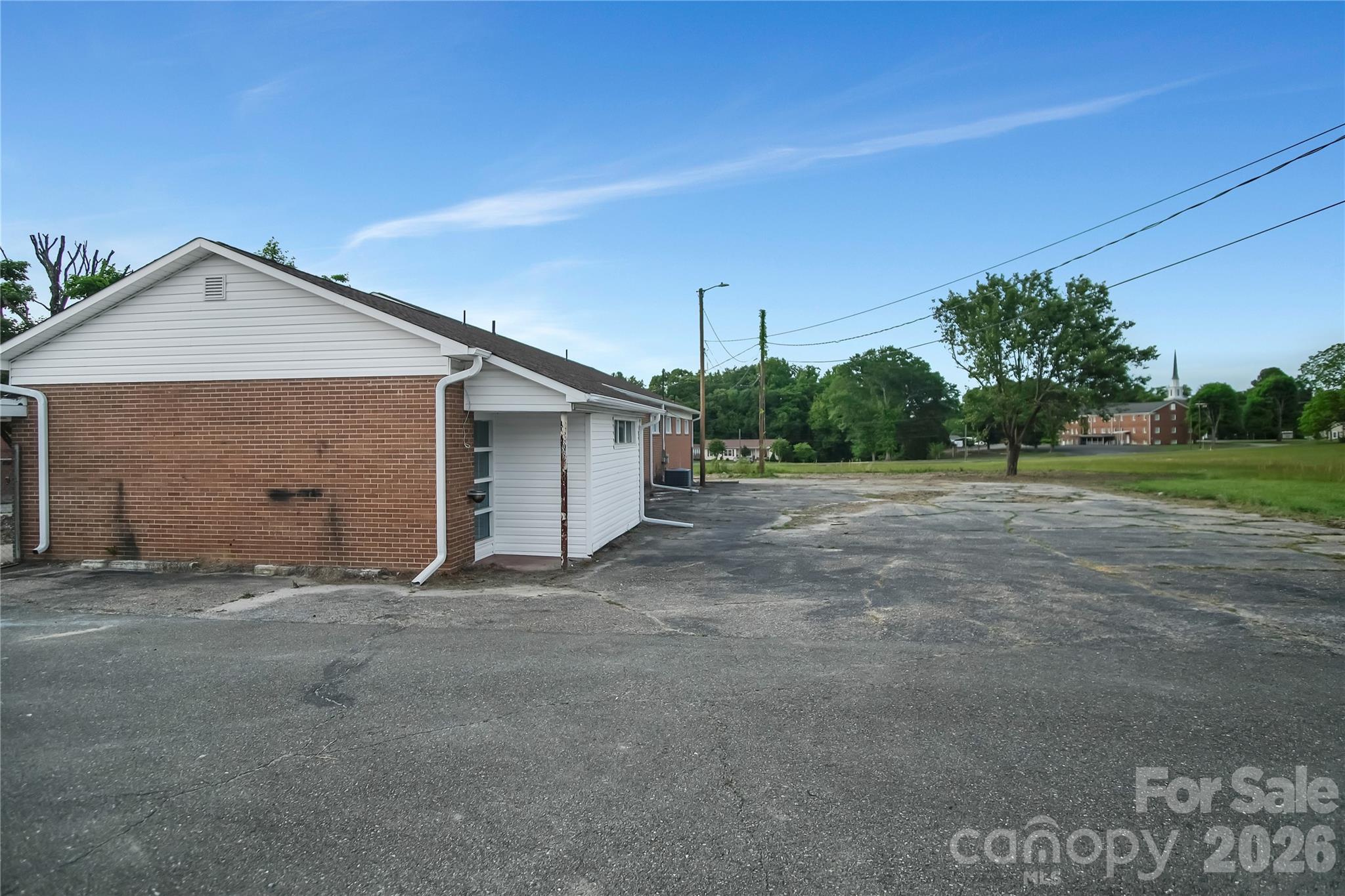 318 Laurel Avenue Grover NC 28073