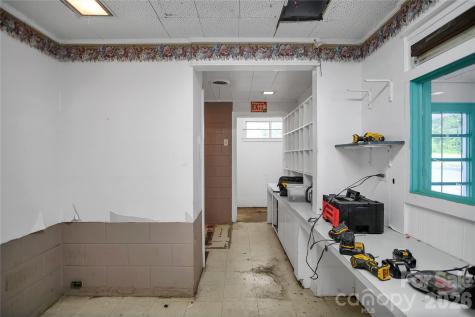 318 Laurel Avenue Grover NC 28073