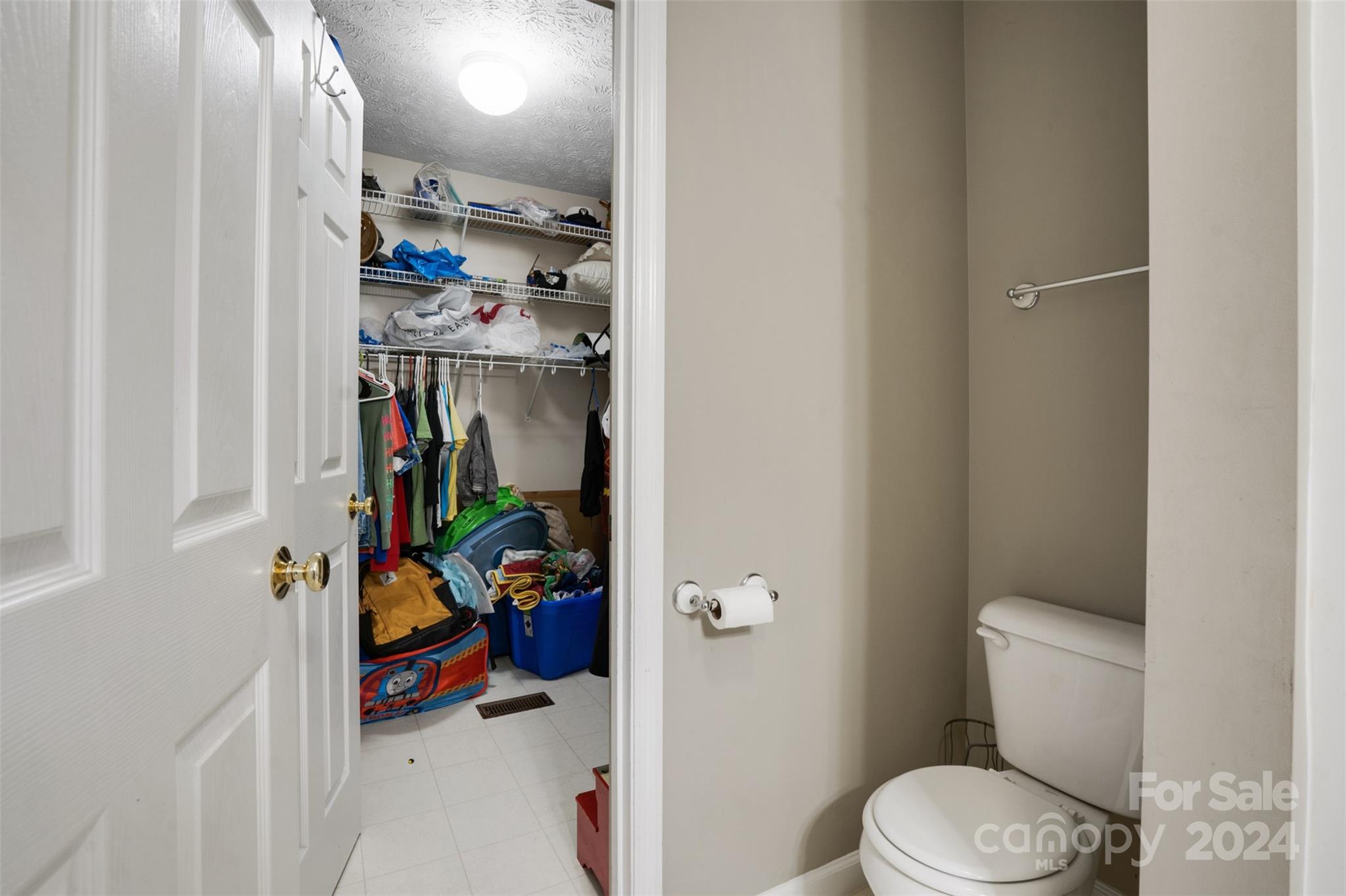 6 Sanderson Street Hayesville NC 28904