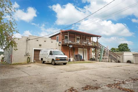 6 Sanderson Street Hayesville NC 28904