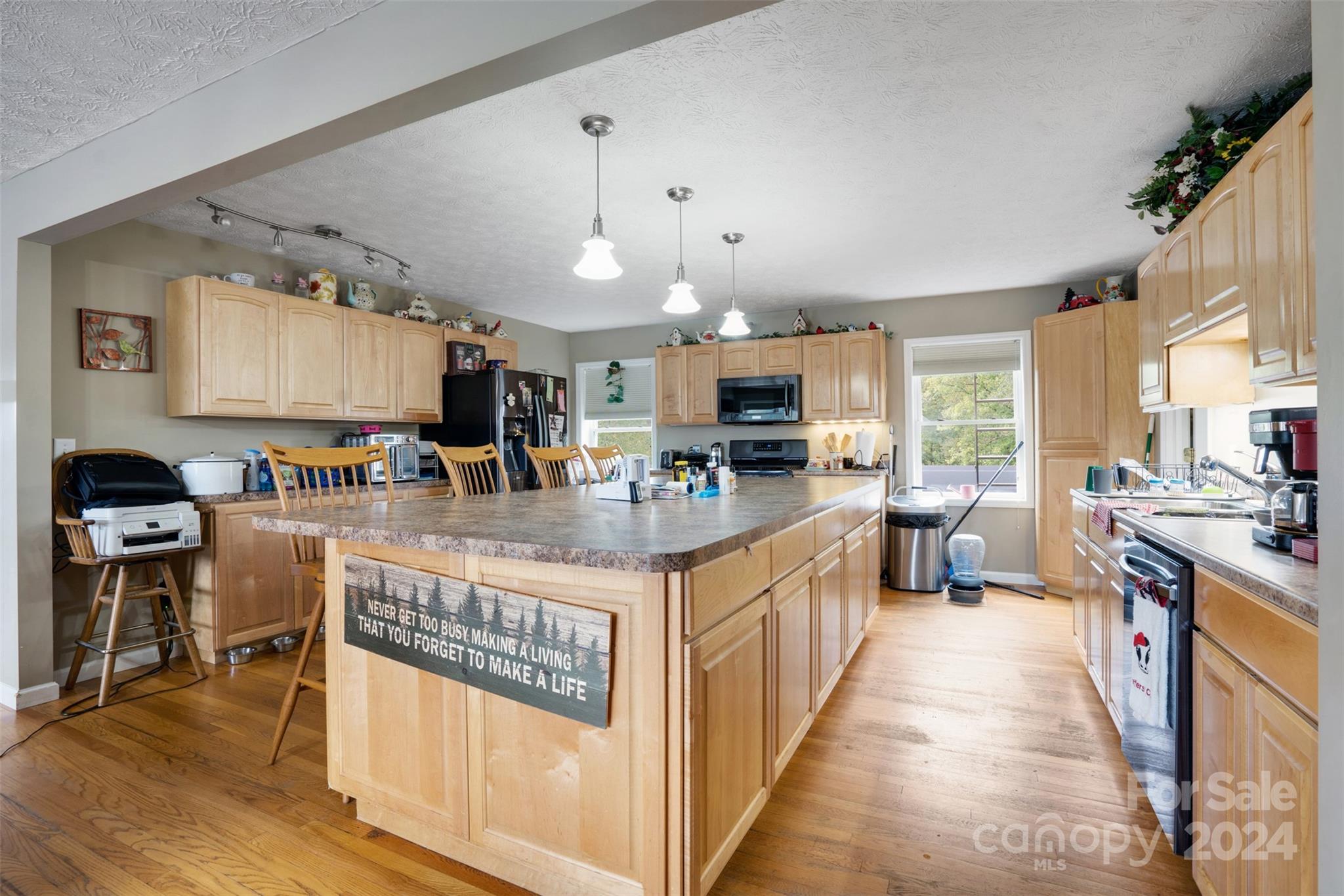 6 Sanderson Street Hayesville NC 28904