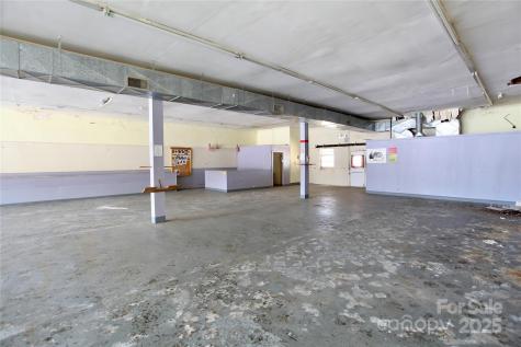 655, 651 N Cannon Boulevard Kannapolis NC 28083