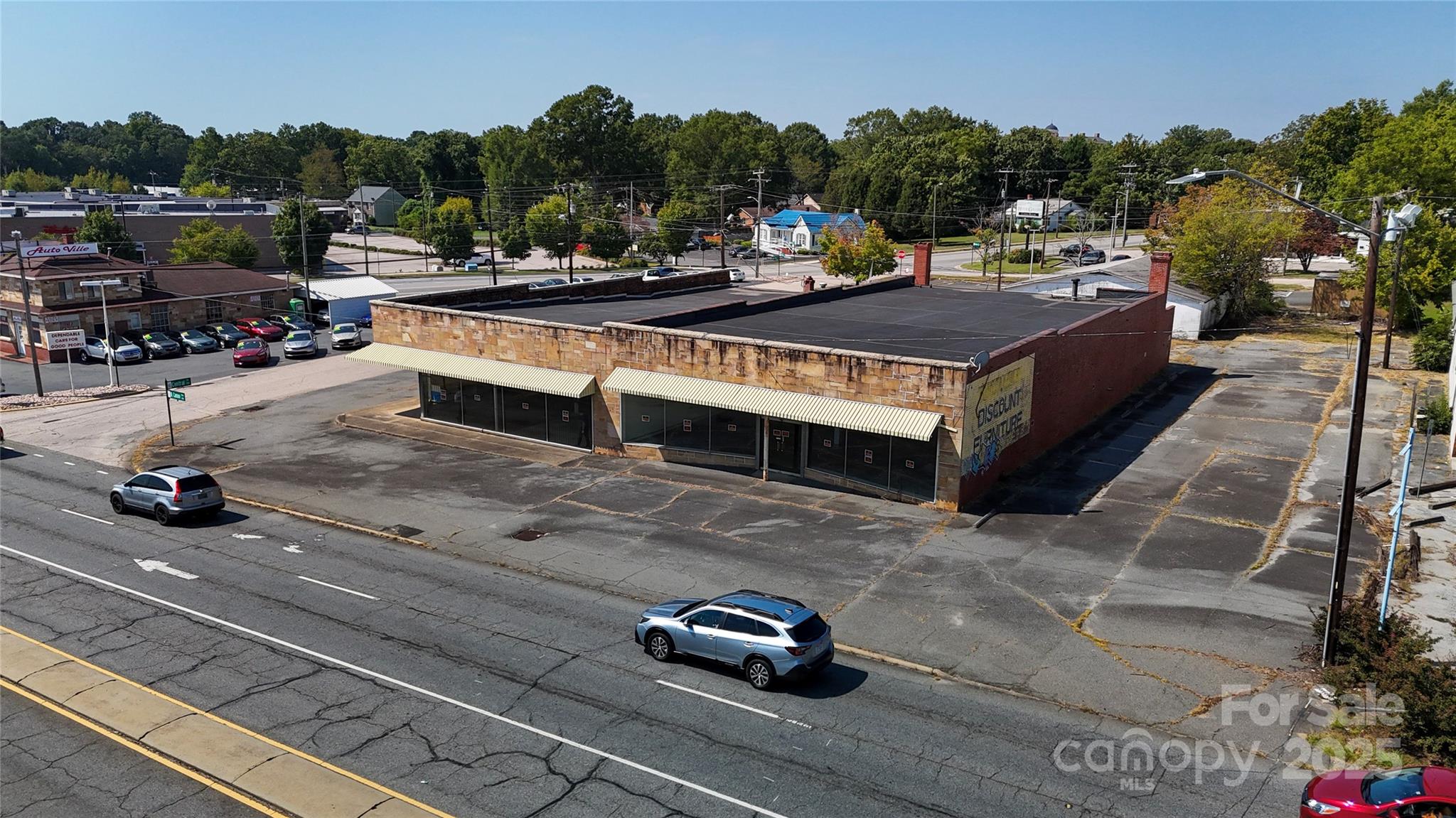 655, 651 N Cannon Boulevard Kannapolis NC 28083