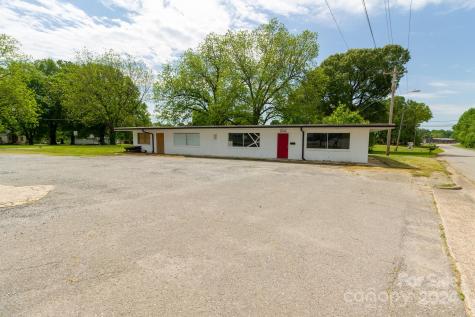 1003 York Road Kings Mountain NC 28086