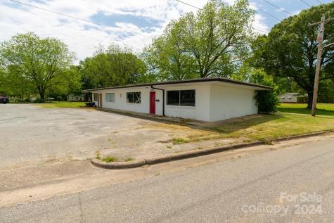 1003 York Road Kings Mountain NC 28086