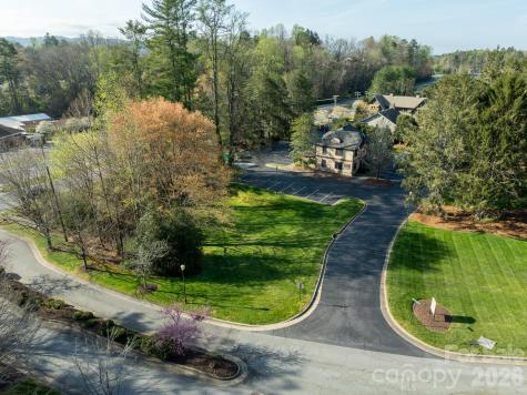 42 Park Place Brevard NC 28712