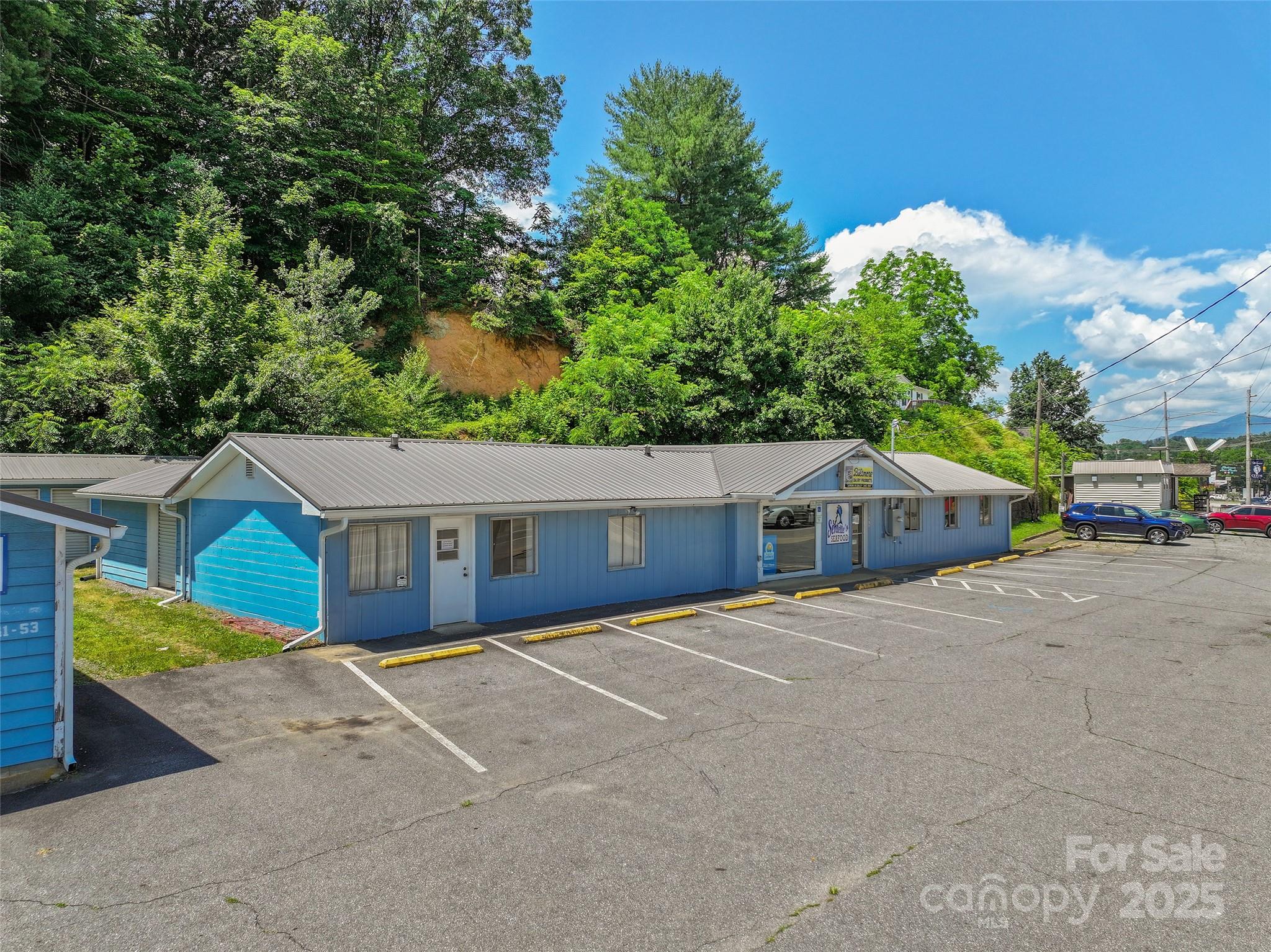 8275 Carolina Boulevard Clyde NC 28721