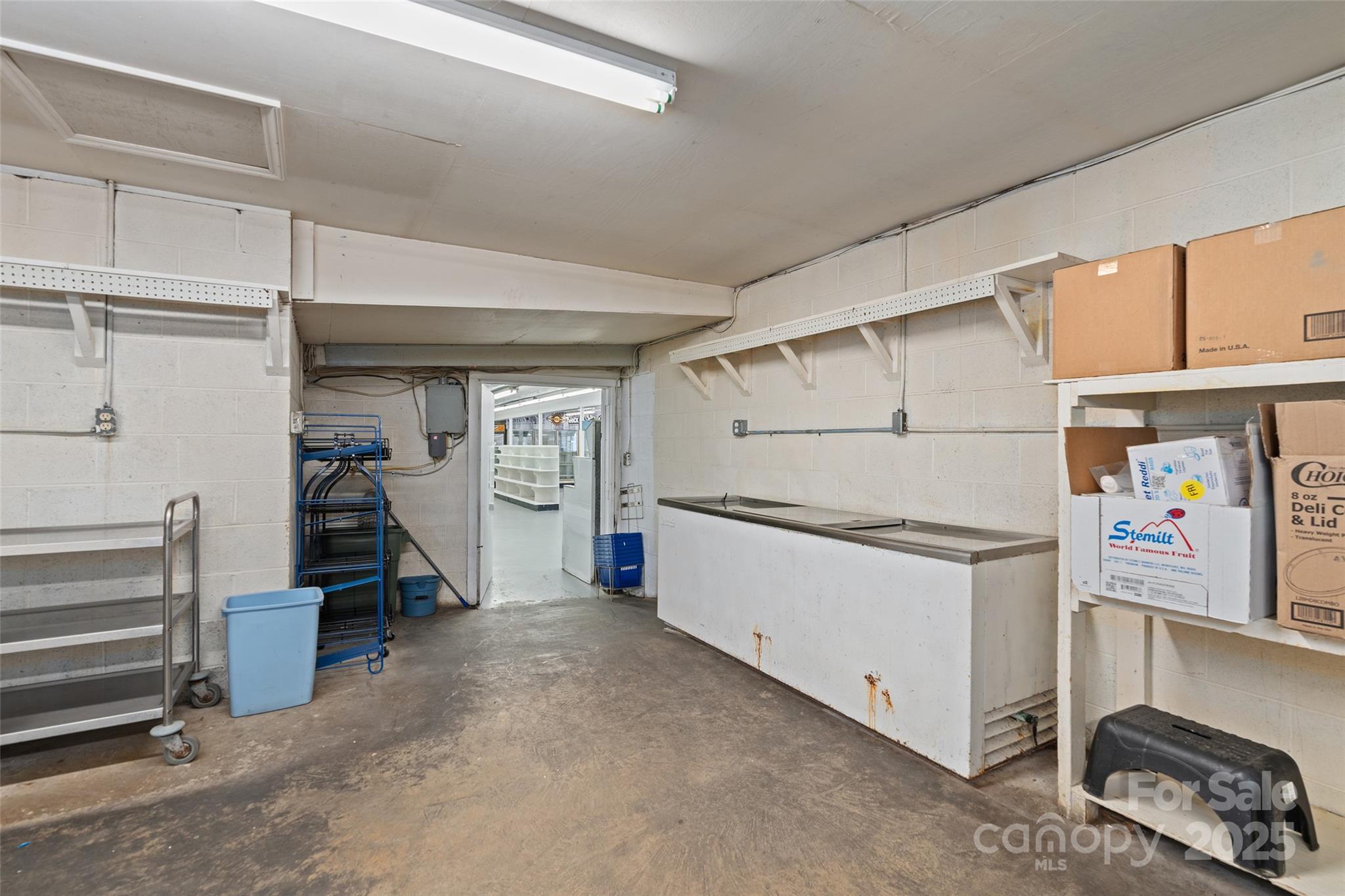 8275 Carolina Boulevard Clyde NC 28721