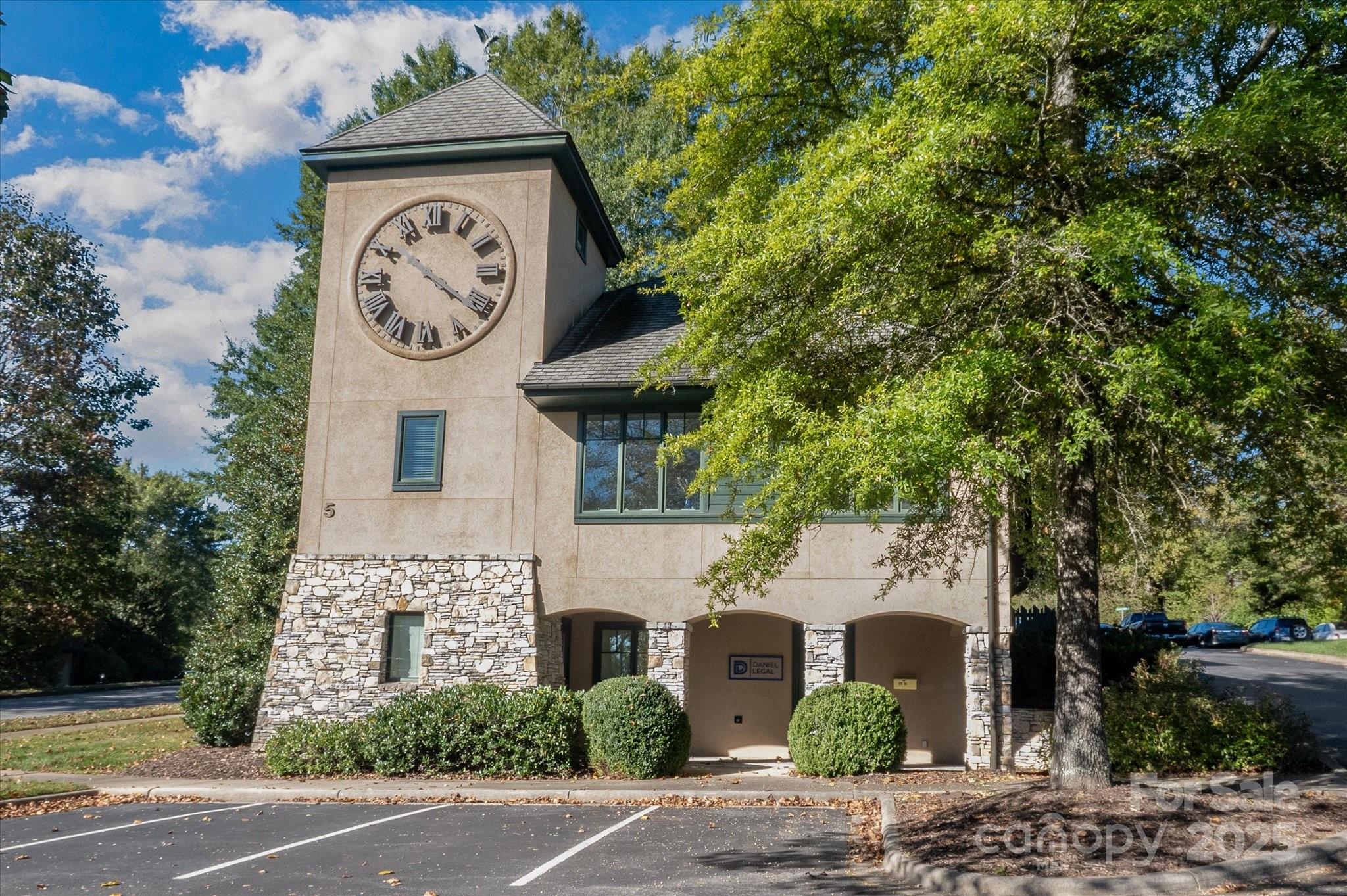 5 Park Place E Brevard NC 28712