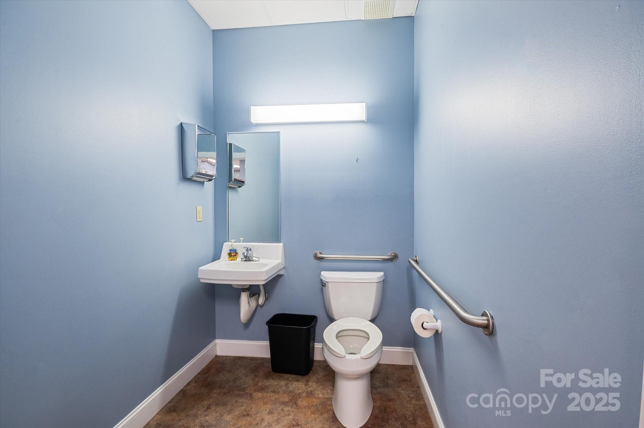 5 Park Place E Brevard NC 28712
