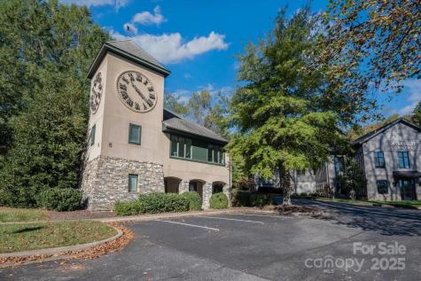 5 Park Place E Brevard NC 28712