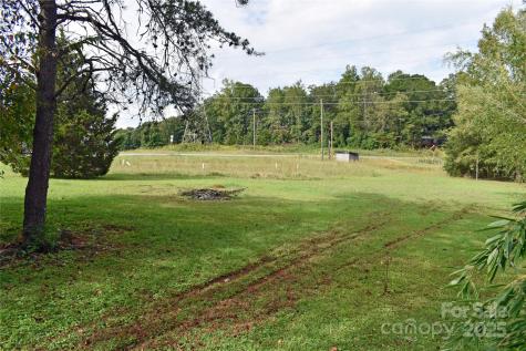 3624 Hickory Lincolnton Highway Newton NC 28658