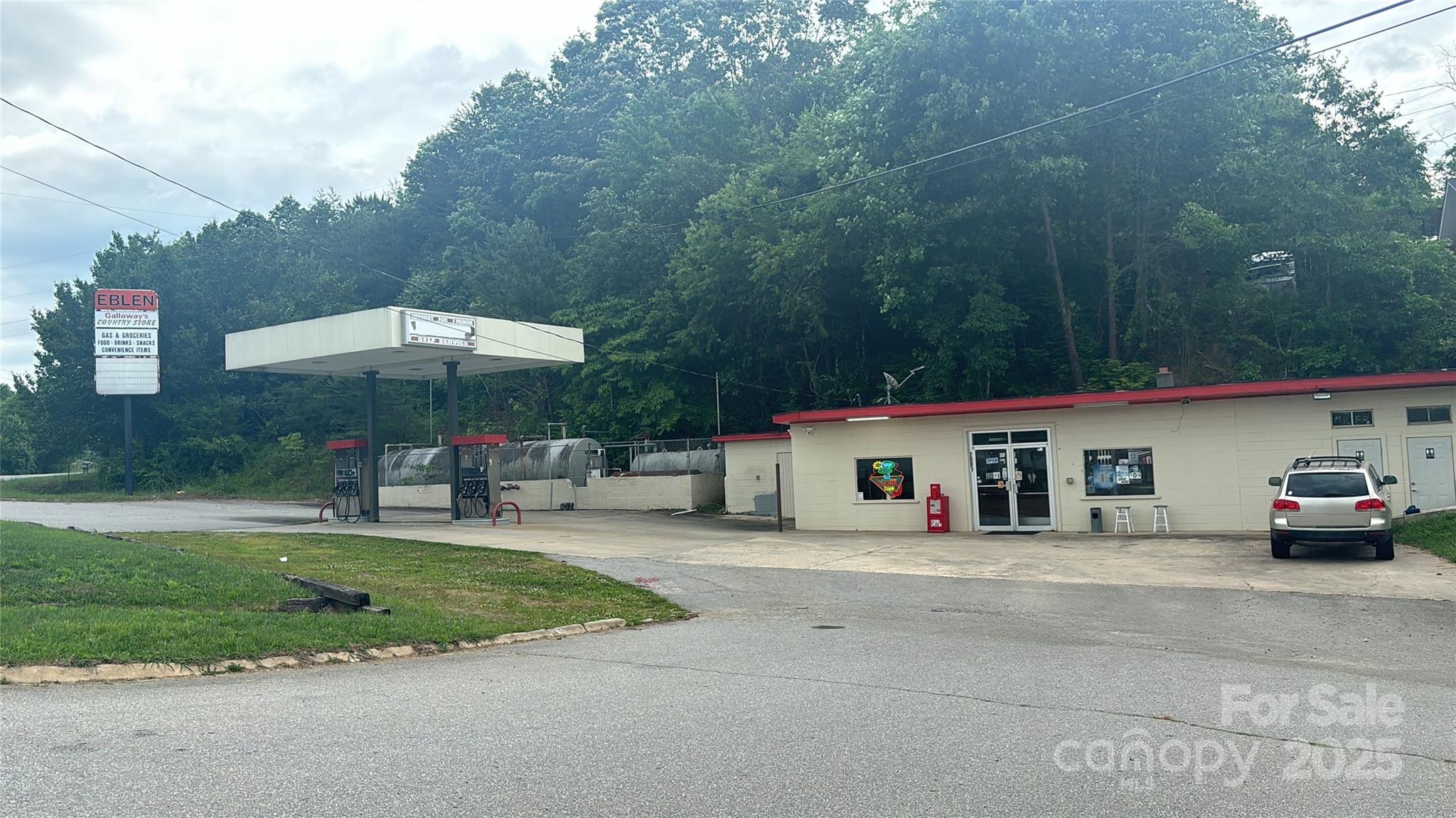 2891 Pisgah Drive Canton NC 28716