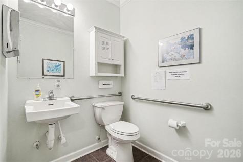 1913 J N Pease Place Charlotte NC 28262