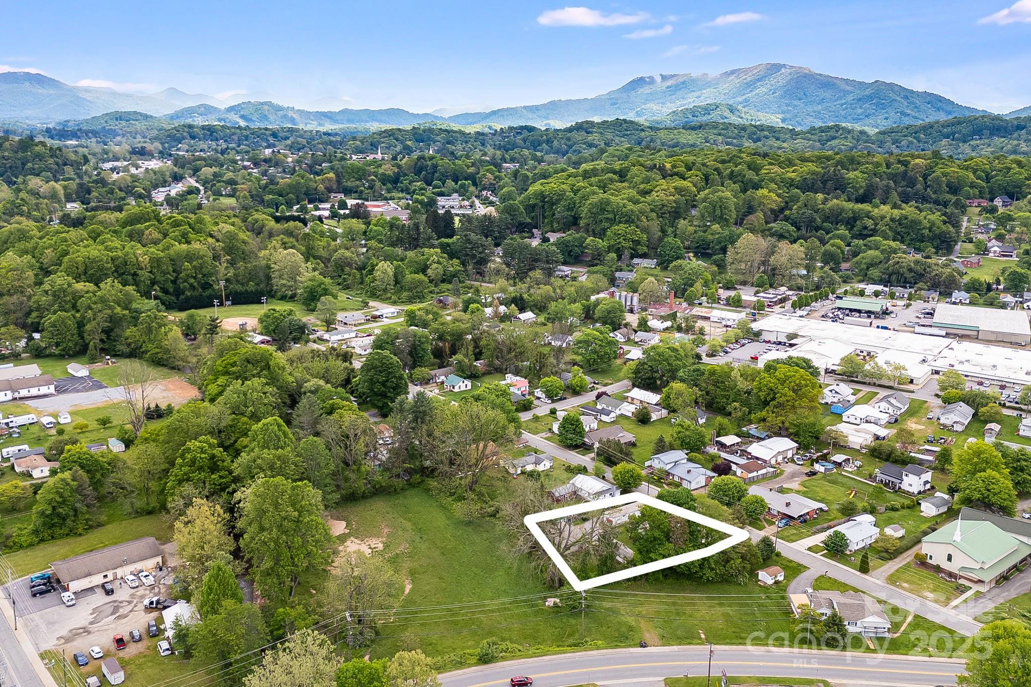 560 Westwood Circle Waynesville NC 28786